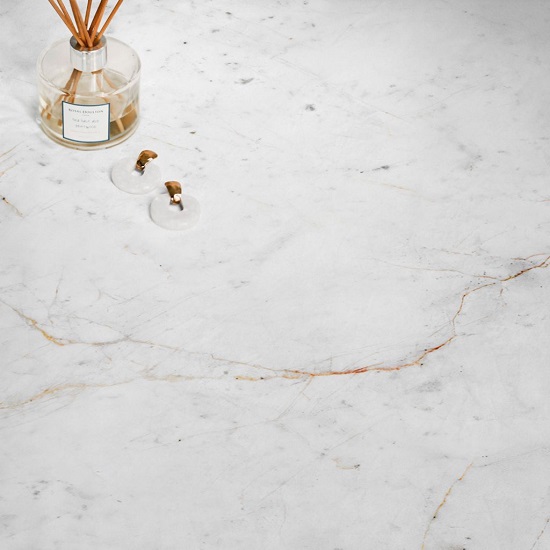 foto de una Neolith Abu Dhabi White vista de cerca