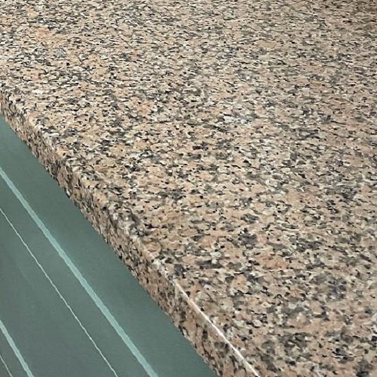 foto de una encimera cocina Granito Rosa Porrino 2cm