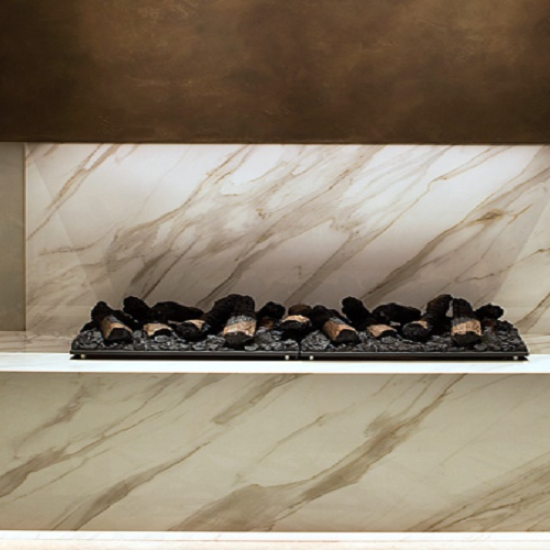 foto de chimenea Neolith Calacatta Gold