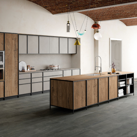 una isla en Sapienstone Rovere Baio en una cocina minimalista
