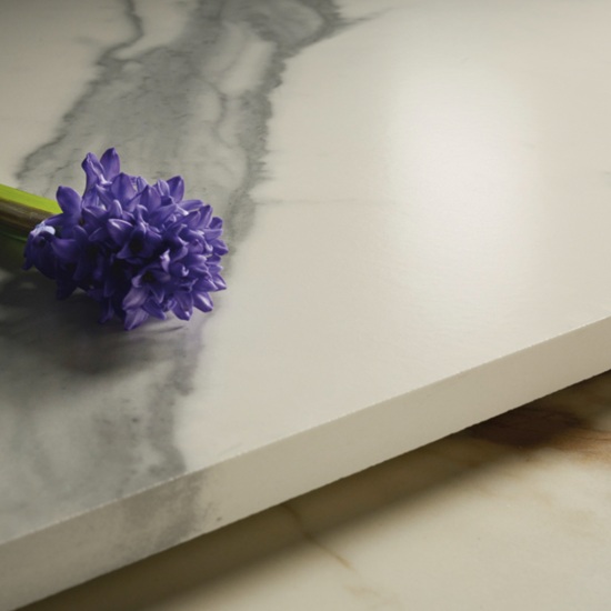 encimera 2cm grosor Sapienstone Calacatta Statuario 4D