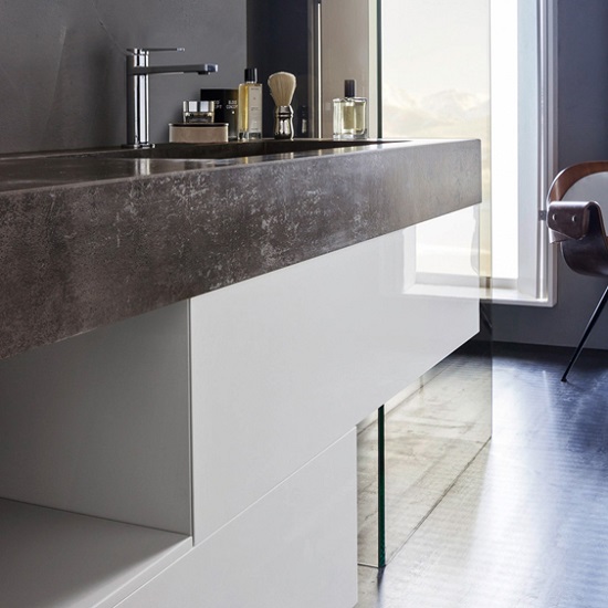 encimera con inglete Laminam Fokos Piombo