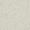 primer plano del modelo terrazo crema y dorado Krion Marmo Bianco