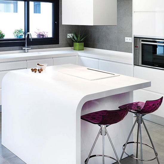 isla cocina redondeada Krion Snow White