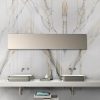 cimera y Revestimiento Arklam Atlantis Gold en Baño
