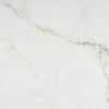 Textura detallada de Dekton Keena en blanco suave con vetas doradas sutiles y acabado mate.