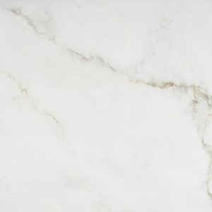 Textura detallada de Dekton Keena en blanco suave con vetas doradas sutiles y acabado mate.