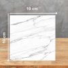Muestra 10x10 cm de Blaker Venatino Grey blanca con vetas grises sobre fondo gris.