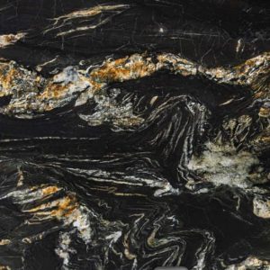 Textura macro de Cuarcita Belvedere, cuarcita negra con vetas doradas, blancas y ocres en movimiento